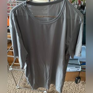 NWOT-Men’s Light Olive GreenPolyester T-Shirt